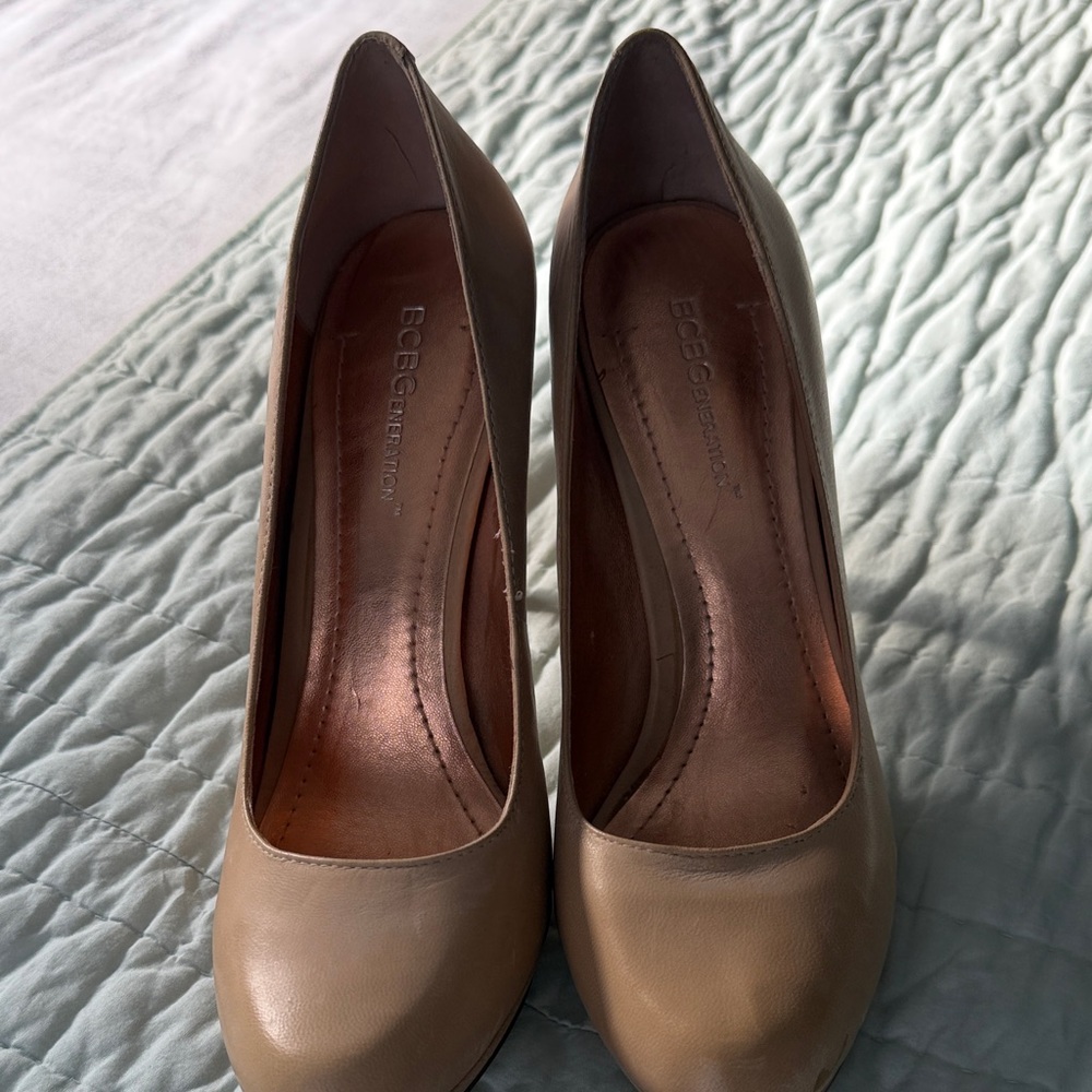 BCBG Women's Beige Heels